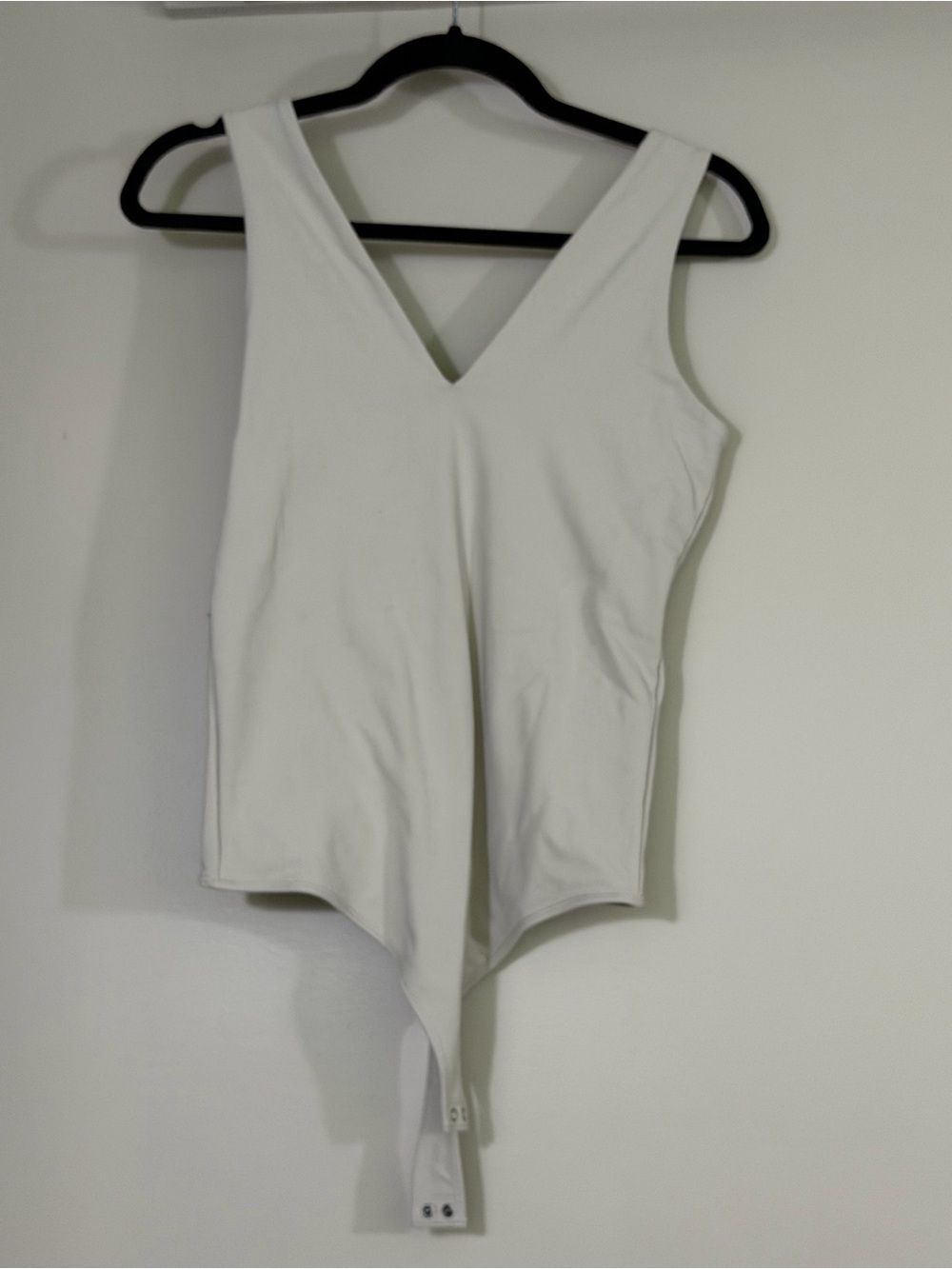 A&F - Gray-beige deep V-Neck Sleeveless Bodysuit, sz M